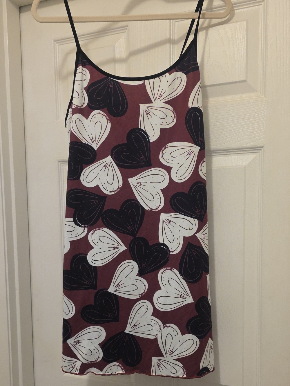 Ekouaer Women’s Burgundy Heart Print Nightgown